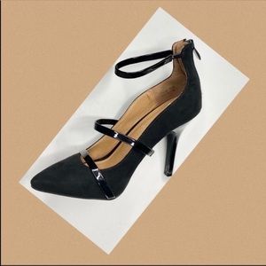 Chinese Laundry Los Angeles Ankle Strap High Heel Shoes 5M